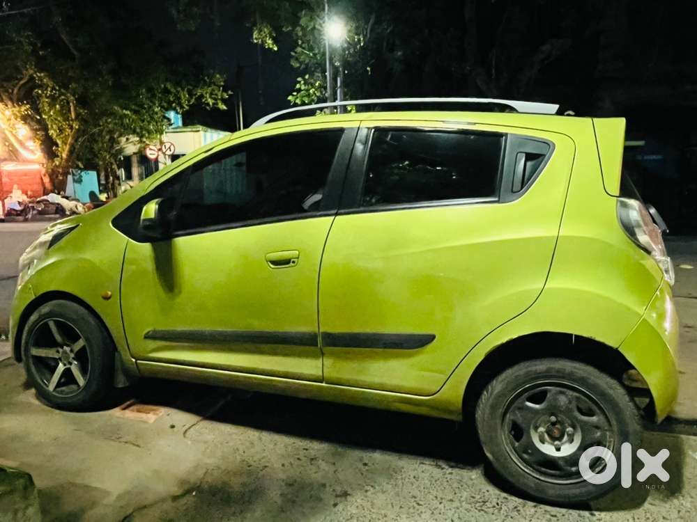 Chevrolet Beat Petrol 2012