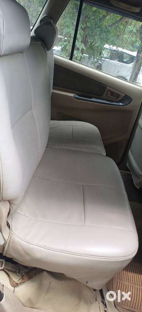 Toyota Innova 2.5 G (diesel) 8 Seater, 2006, Diesel