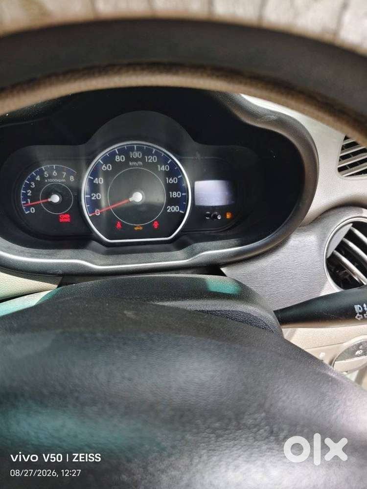 Hyundai I10 Sportz, 2012, Petrol