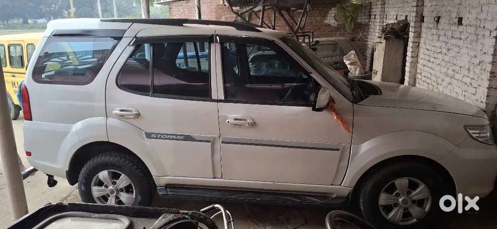 Tata Safari Ev 2015