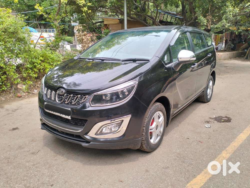 Mahindra Marazzo M6, 2019, Diesel