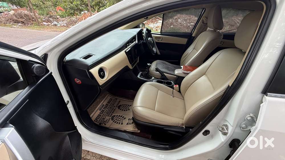 Toyota Corolla Altis 2017