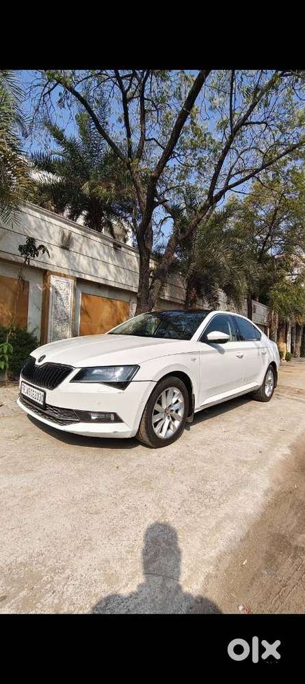 Skoda Superb L&k 2.0 Tdi At, 2018, Diesel