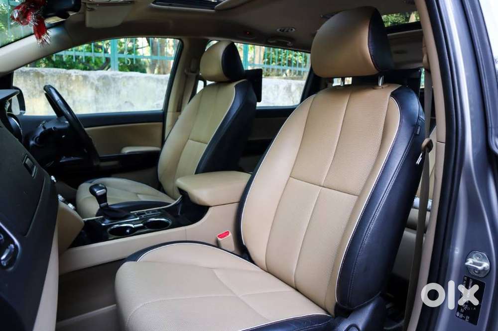 Kia Carnival Limousine, 2021, Diesel