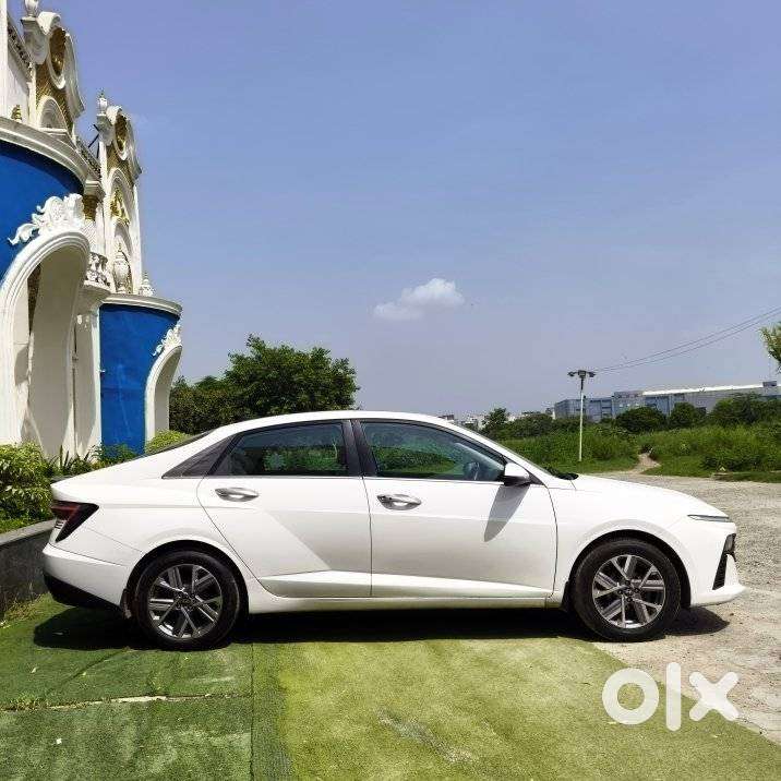 Hyundai Verna 1.5 Sx (o) Ivt, 2023, Petrol