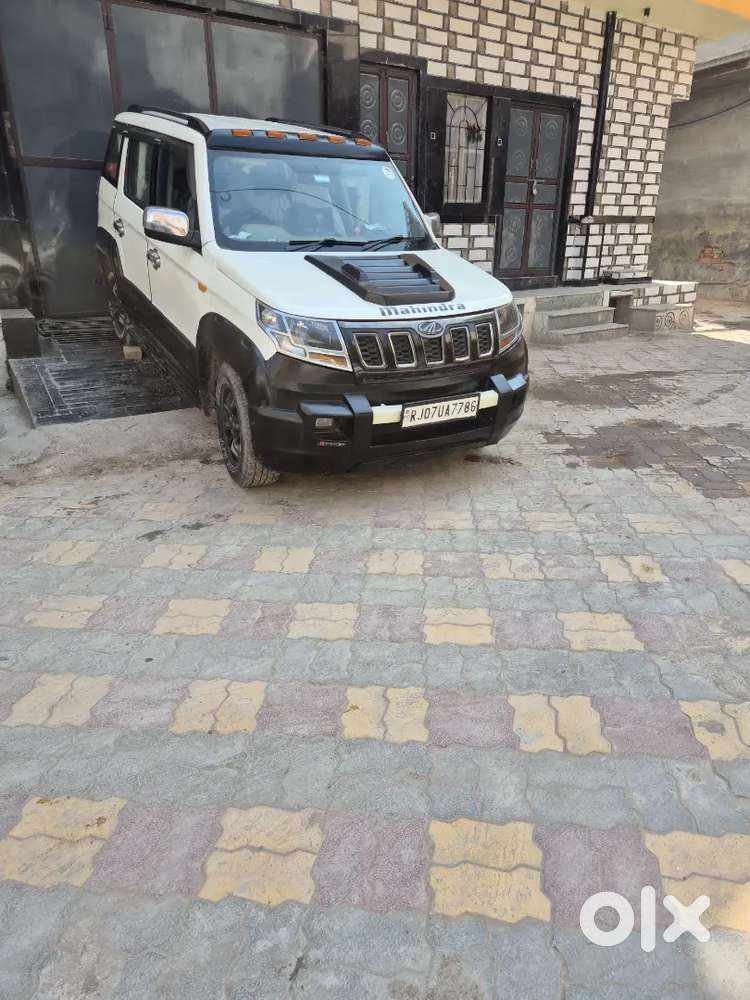Mahindra Tuv 300 2018 Diesel 82000 Km Driven