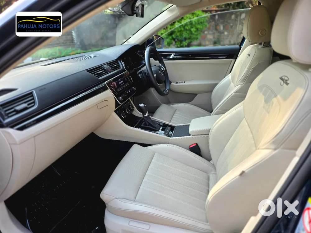 Skoda Superb 2.0 L&k Tsi At, 2022, Petrol