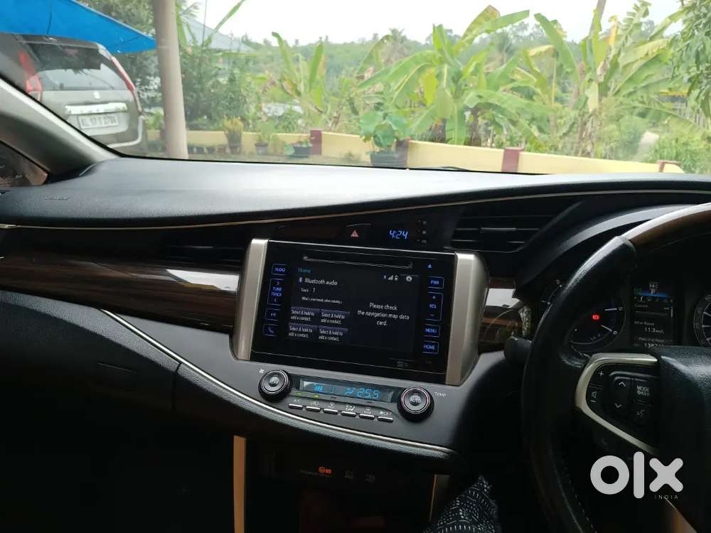 Toyota Innova Crysta Z 2.8 Automatic 2017 Diesel 138750 Km Driven