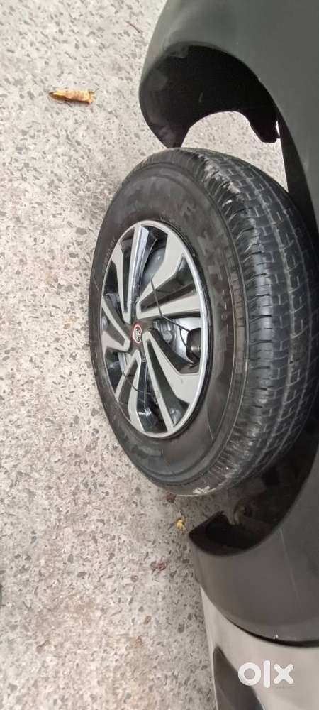 Renault Triber Rxl, 2021, Petrol