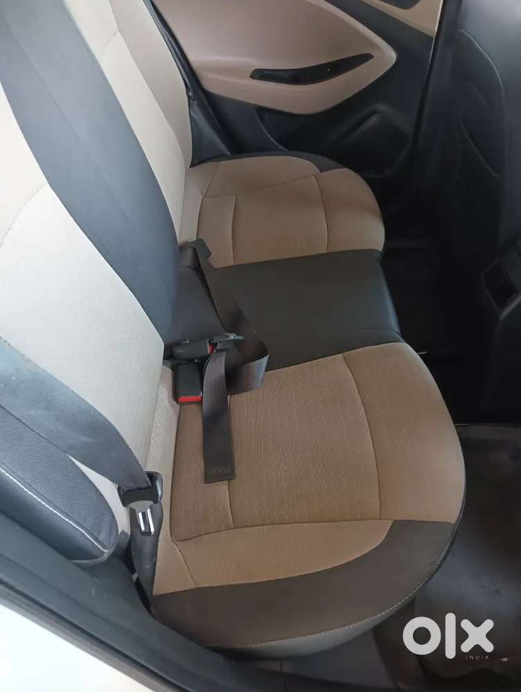 Sell May I20 Magna Elite Petrol