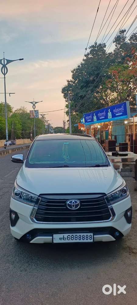 Toyota Innova Crysta 2022
