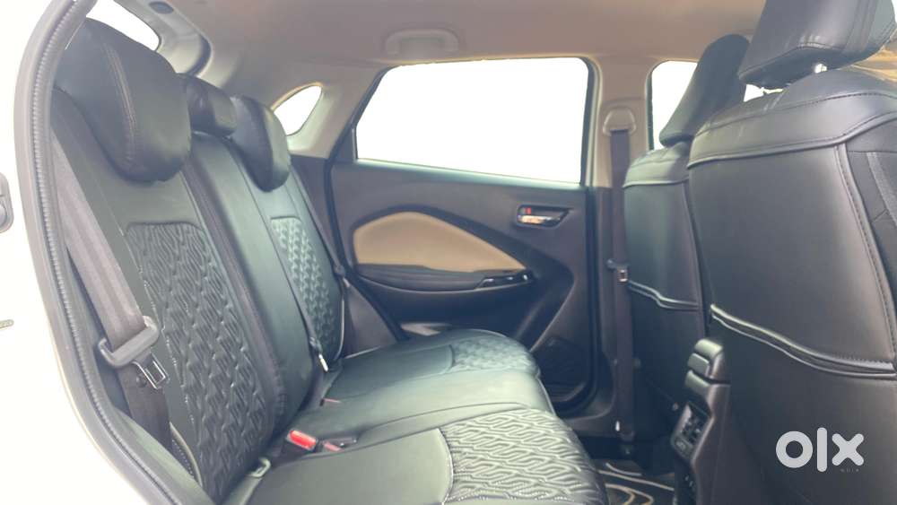 Toyota Glanza 1.2 V Amt, 2024, Petrol