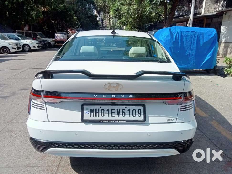Hyundai Verna Sx 1.5 Petrol Ivt, 2025, Petrol