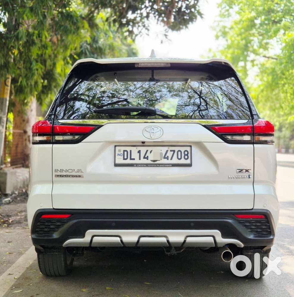Toyota Innova Hycross 2.0 Zx (o) Hybrid 7 Str, 2025, Petrol
