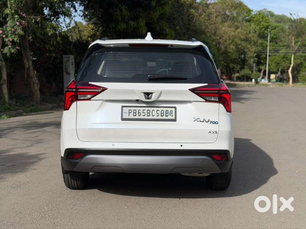 2022 Mahindra Xuv700 Ax5 Automatic