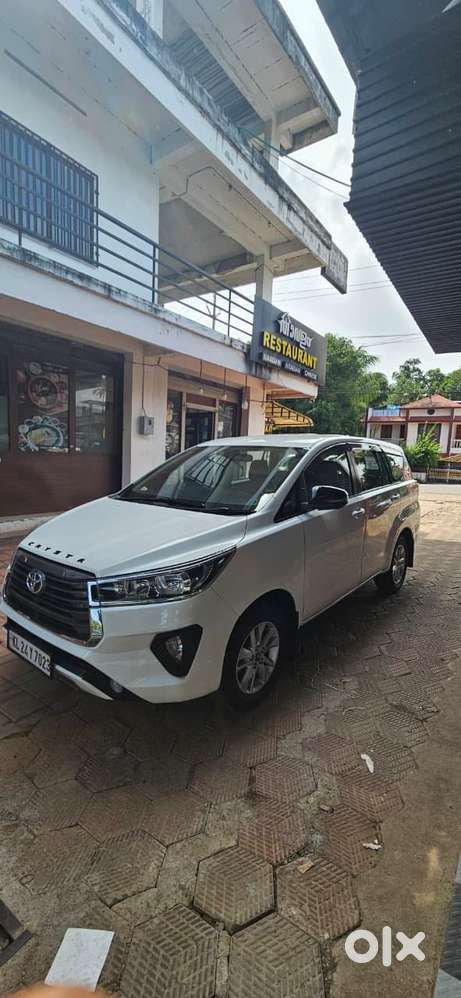 Toyota Innova Crysta 2.4 G Mt, 2018, Diesel