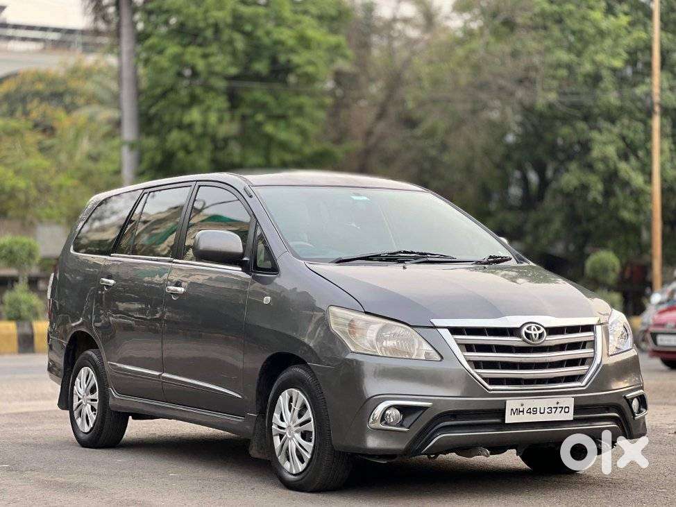 Toyota Innova 2.5 G (diesel) 8 Seater, 2015, Diesel