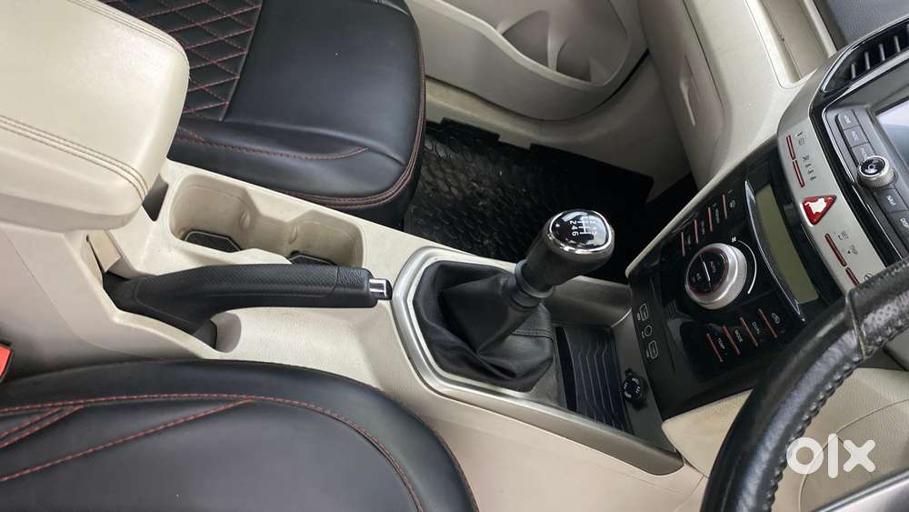 Mahindra Xuv300 W8 Option Dual Tone Diesel, 2019, Diesel