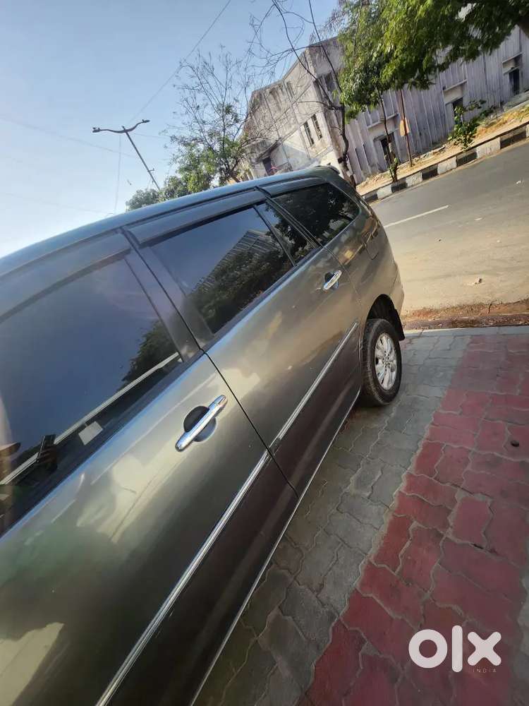 Toyota Innova 2013 Diesel Well Maintained