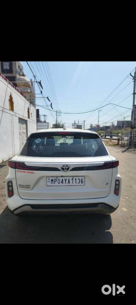 Toyota Urban Cruiser Hyryder 1.5 S E-cng, 2024, Cng & Hybrids