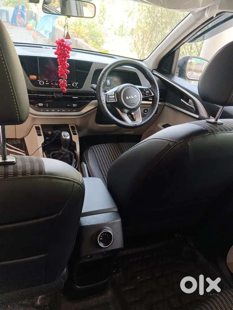 Kia Carens 2023 Petrol Good Condition