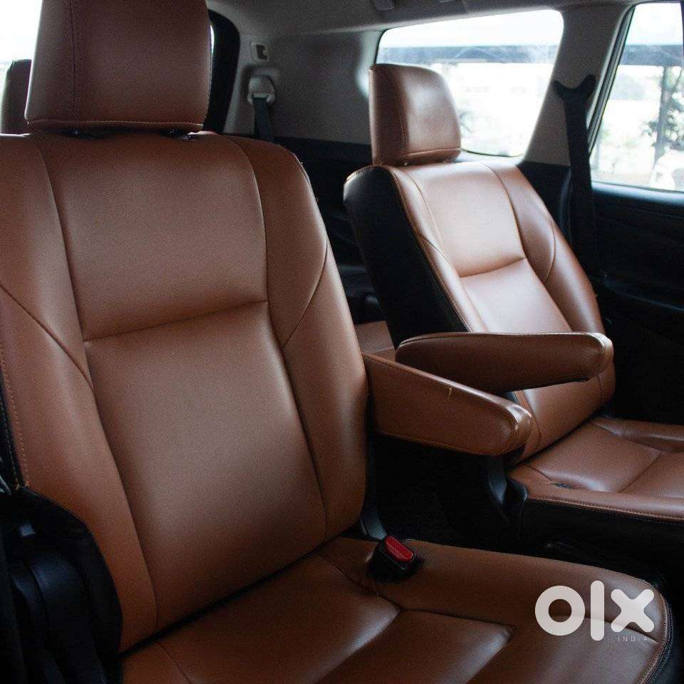 Toyota Innova Crysta