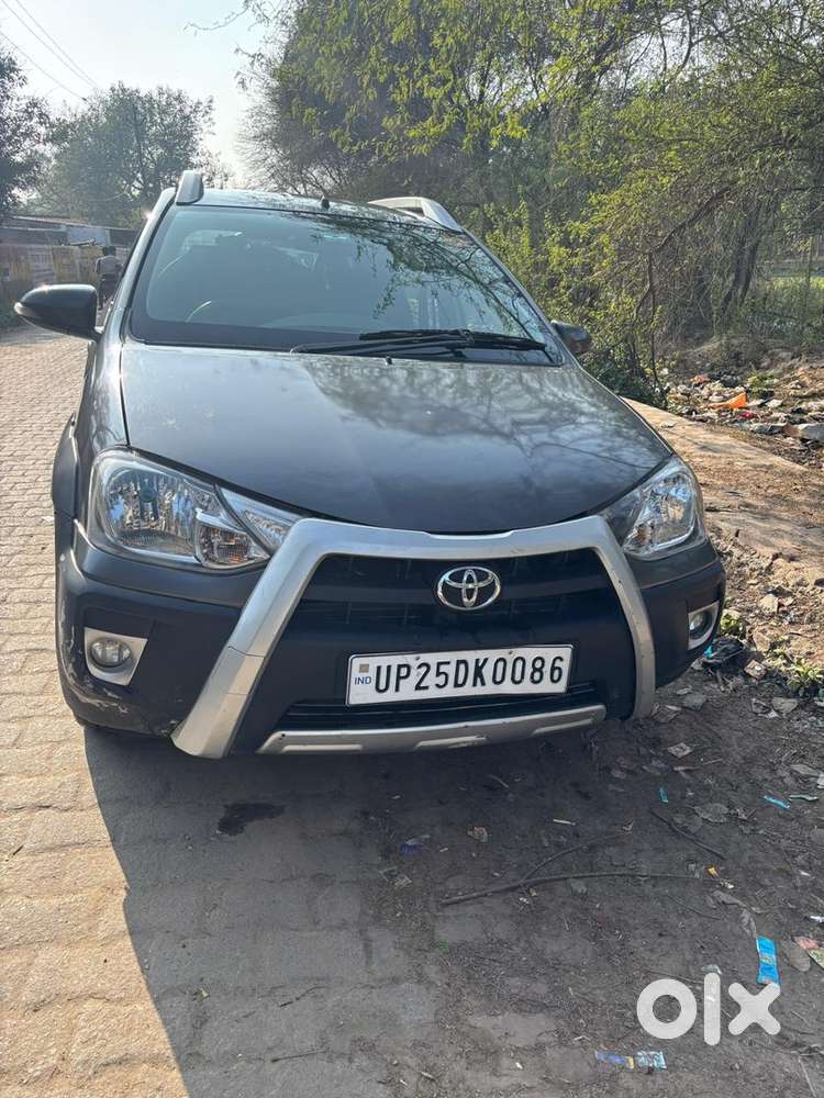 Toyota Etios Cross 2014