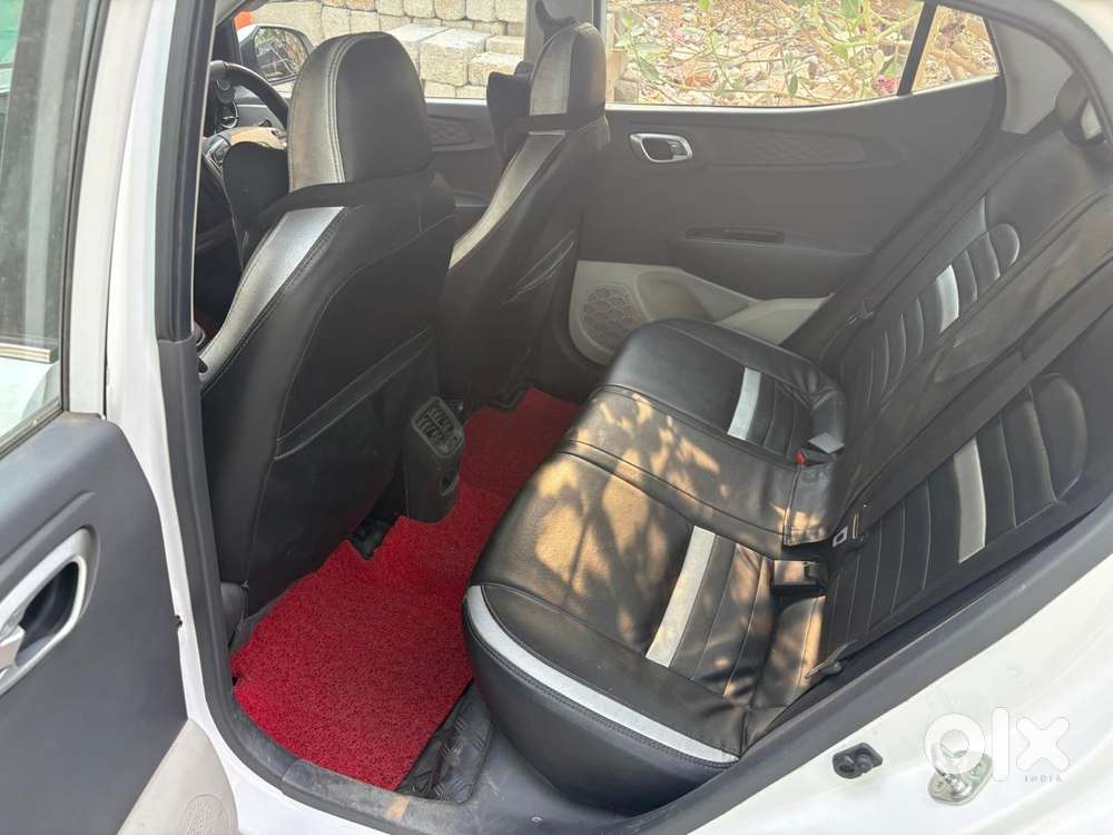 Hyundai Aura 1.2 Sx Cng, 2024, Petrol