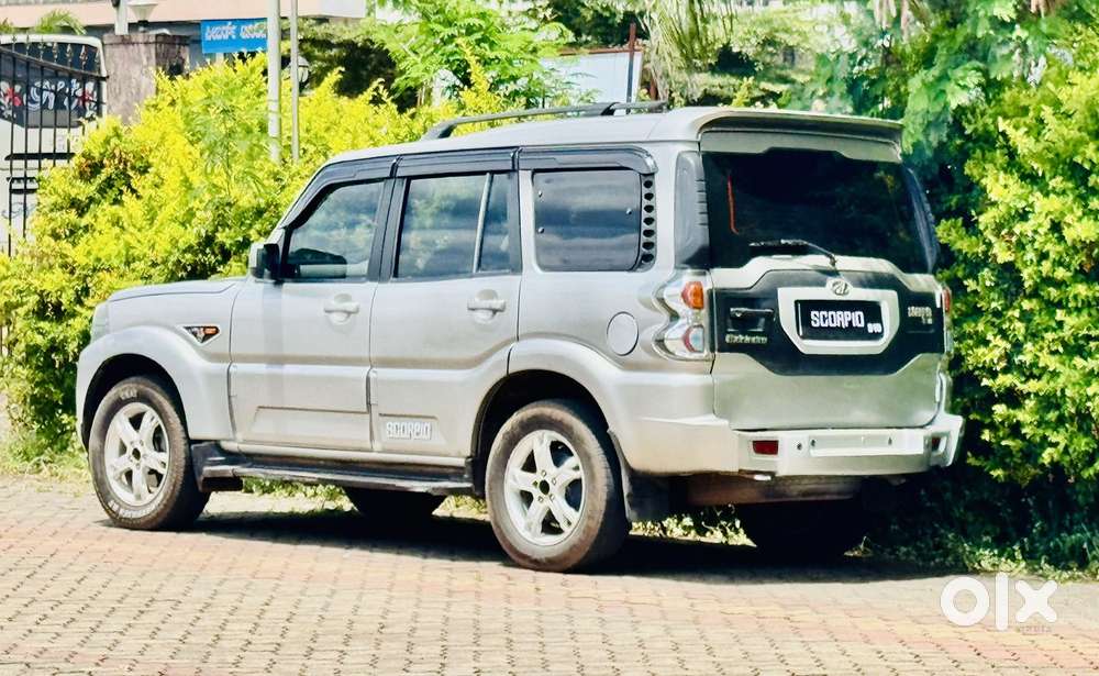 Mahindra Scorpio, 2015, Diesel