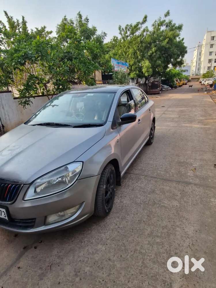 Skoda Rapid 2013 Diesel Well Maintained