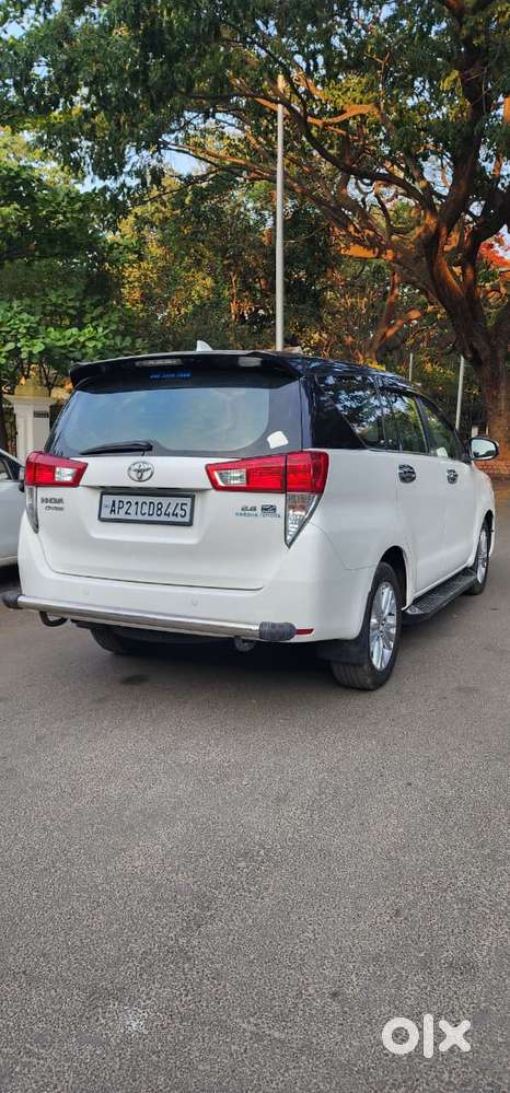 Toyota Innova Crysta 2.8z Automatic, 2018, Diesel