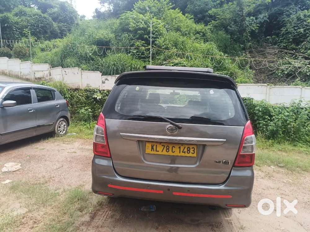 Toyota Innova 2012 Diesel 7 Str