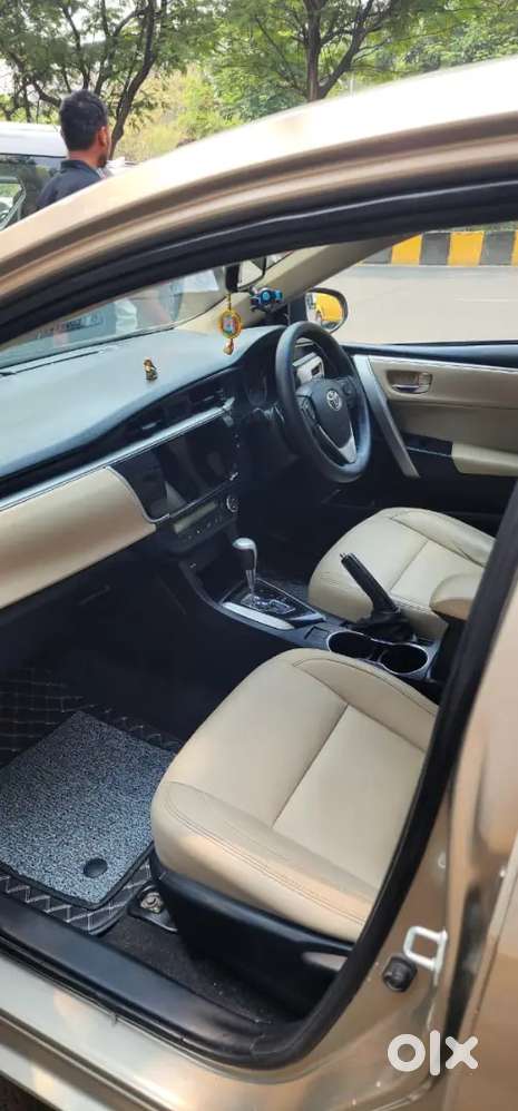 Toyota Corolla Altis 2015