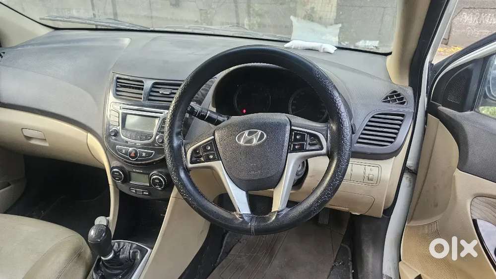 Hyundai Verna 2012