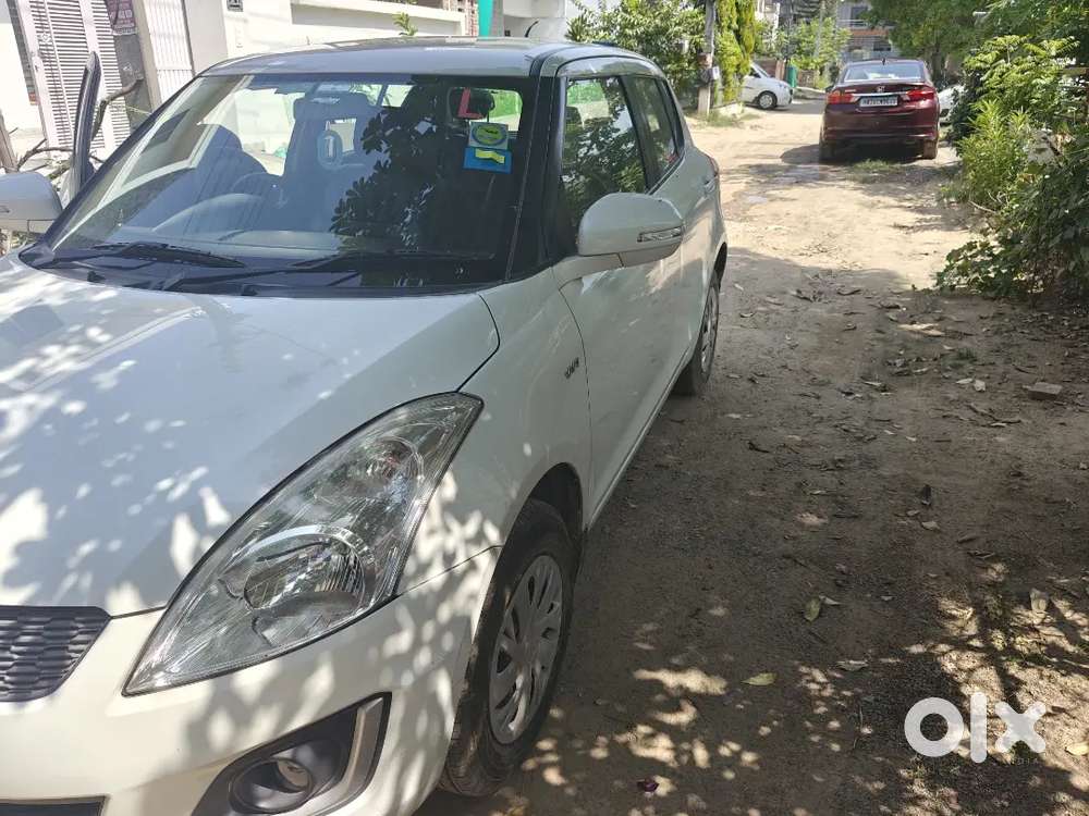 Maruti Suzuki Swift 2015 Petrol 27000 Km Driven