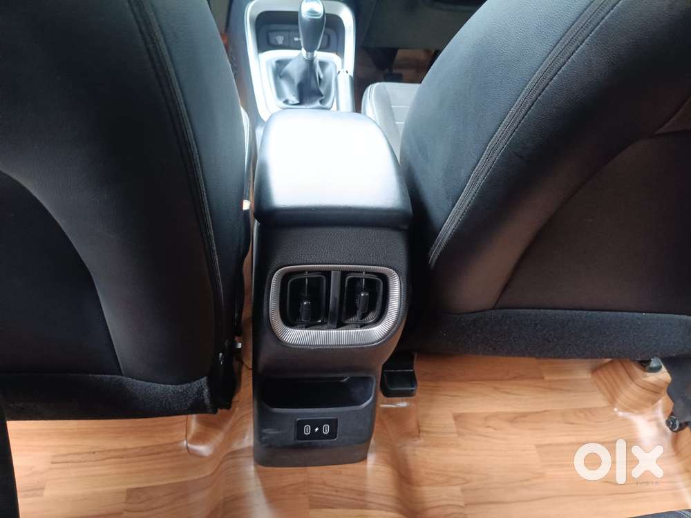 Kia Sonet Hte G, 2024, Diesel