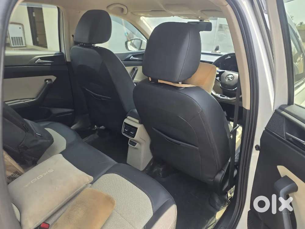 Skoda Slavia 12.2022 Petrol 73000 Km Driven