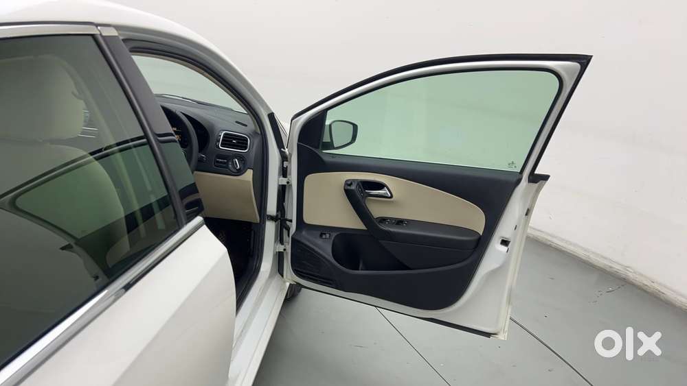 Skoda Rapid 1.5 Tdi Style/1.5 At Style, 2021, Petrol