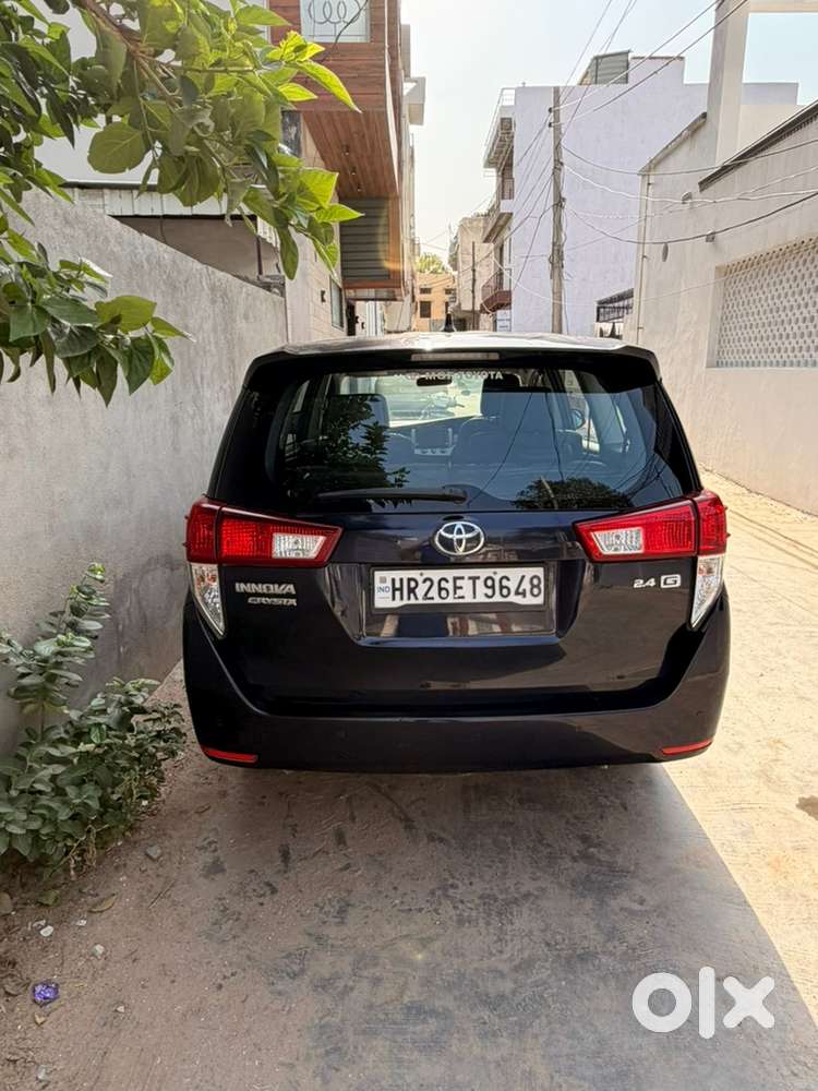 Toyota Innova Crysta 2.4 Gx