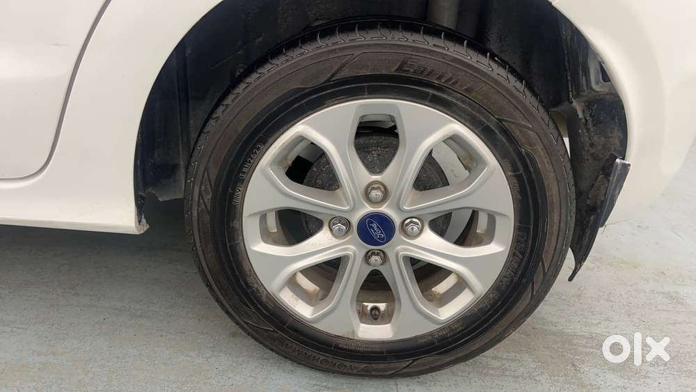 Ford Figo 1.5p Titanium At, 2016, Petrol