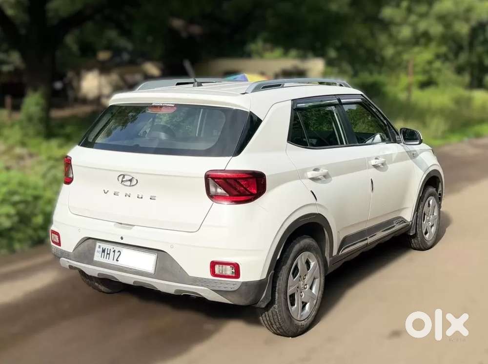 Hyundai Venue S 1.2 Petrol, 2022, Petrol