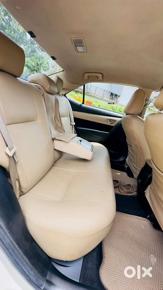 Toyota Corolla Altis 2015