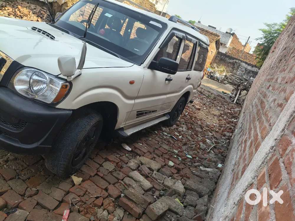 Mahindra Scorpio 2013 Diesel 160000 Km Driven