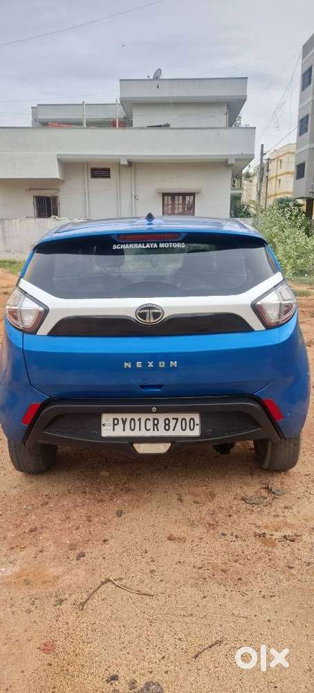 Tata Nexon 1.2 Revotron Xm (s), 2018, Diesel