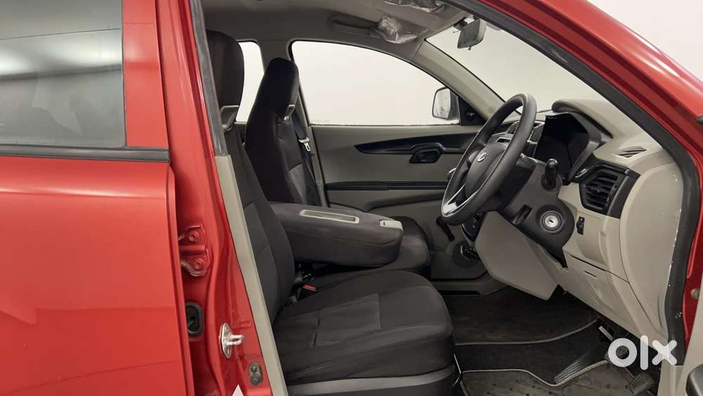Mahindra Kuv 100 Mfalcon G80 K2, 2016, Petrol