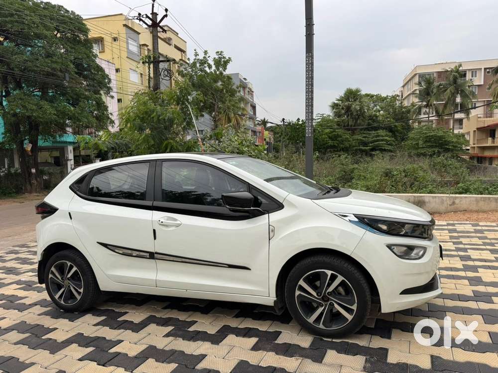 Tata Altroz Petrol 2022