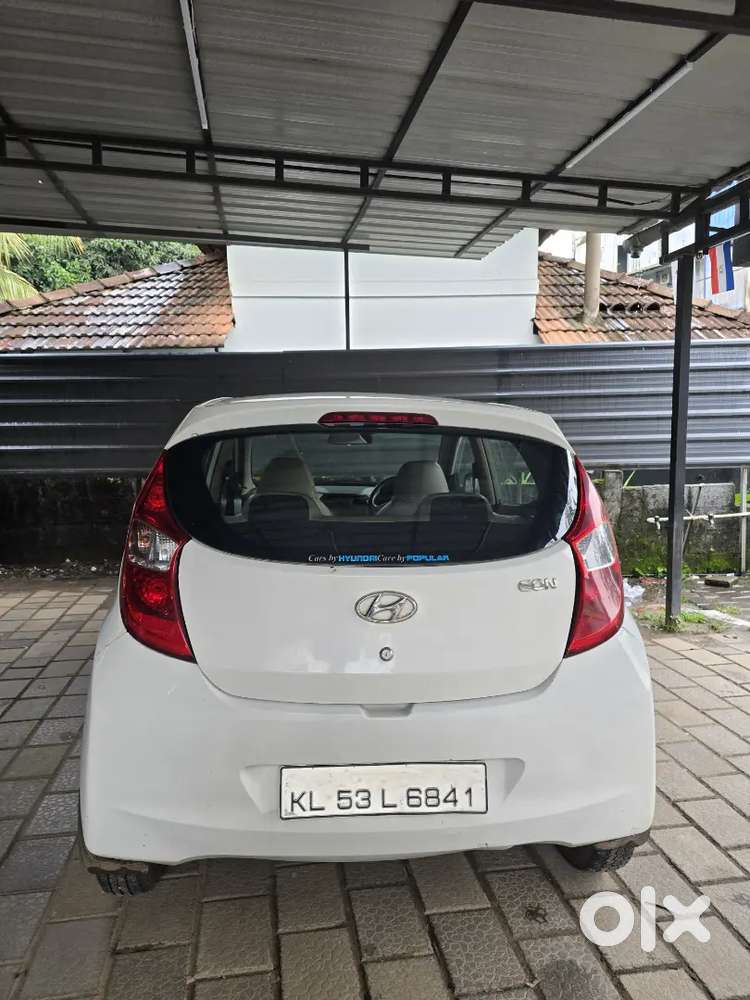 Hyundai Eon 2017 Petrol 106000 Km Driven