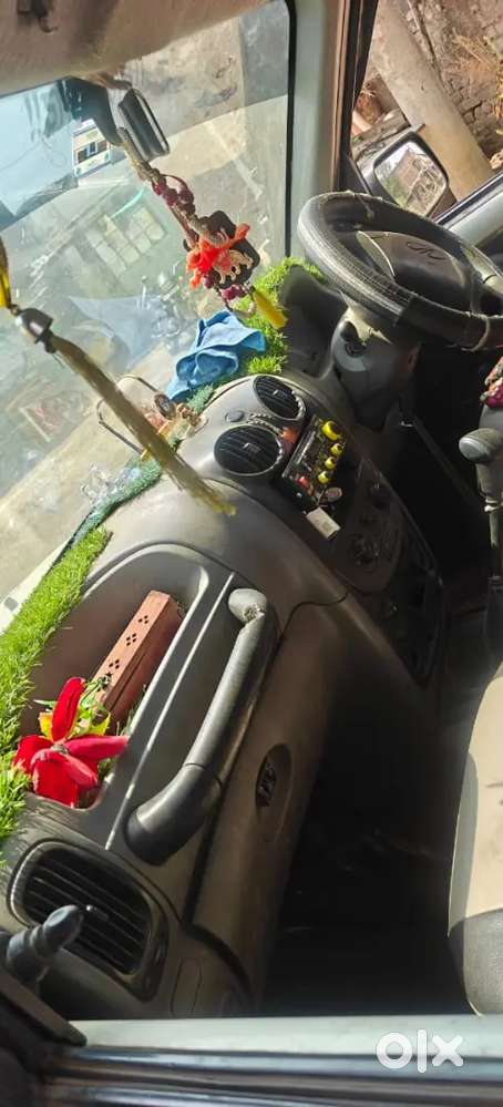 M2di Sada Pump Scorpio 9 Seater