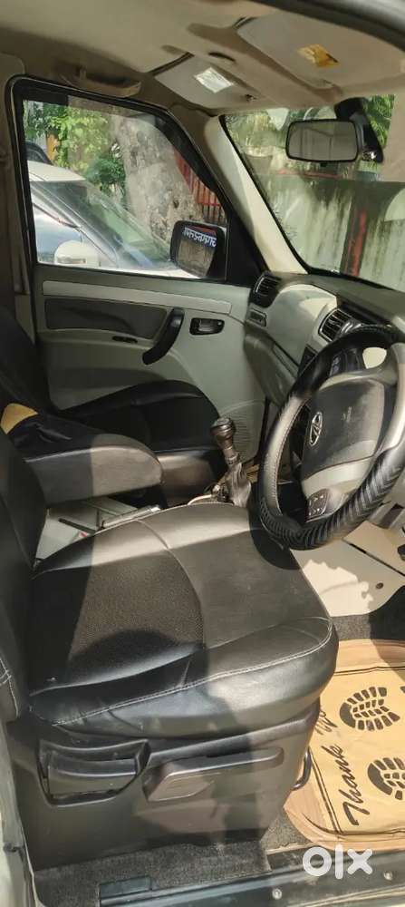 Mahindra Scorpio S10 2017