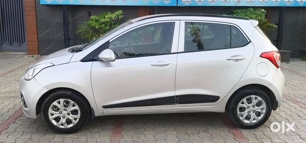 Hyundai Grand I10 1.2 Crdi Sportz Dual Tone, 2015, Diesel